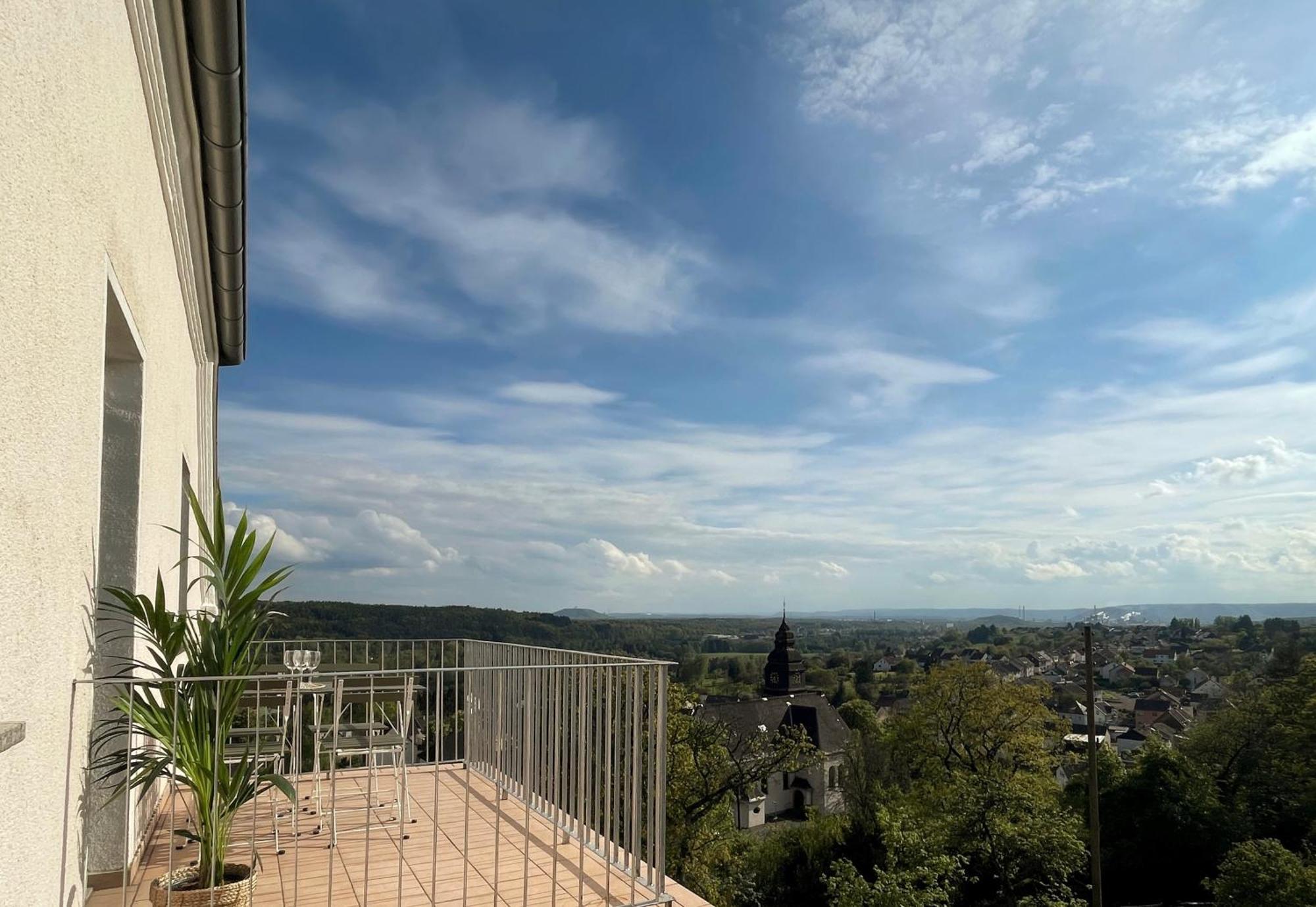 Villa Ueberblick Nalbach Exterior foto